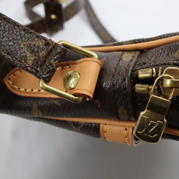 *EUC* LV013, Louis Vuitton, Danube Monogram, Crossbody w/COA - Picture 3 of 5